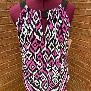 Fuschia & black sleeveless top